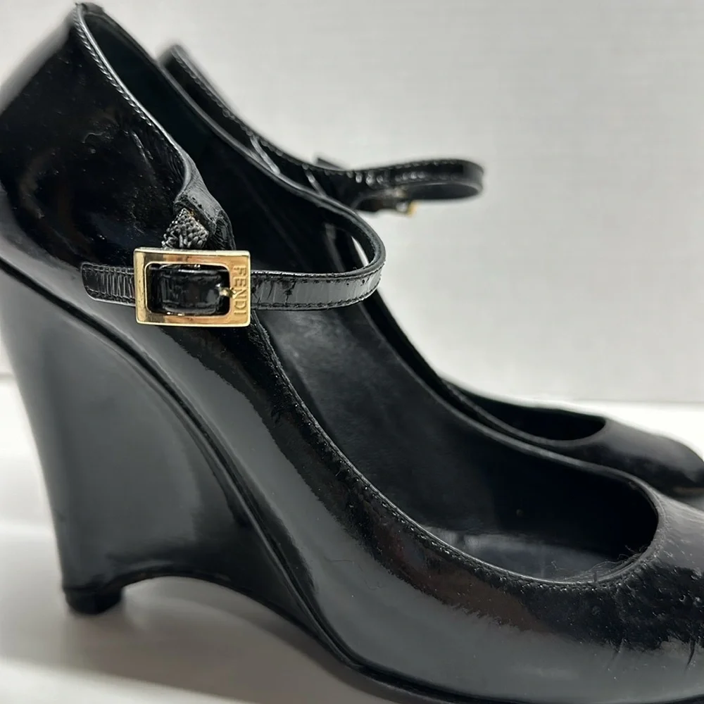 Fendi Wedges High Heel Shoes Shiny Patent Leather Peep Toe Black Size 38 US 8